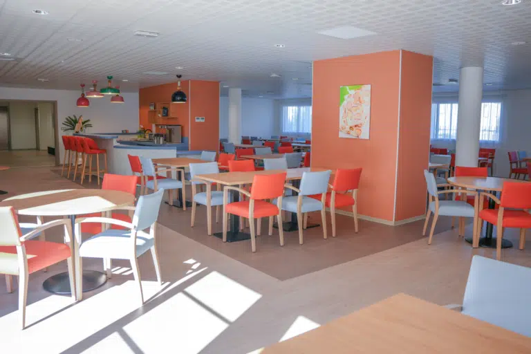 residence senior aquarelia montelimar restaurant dr studiomng