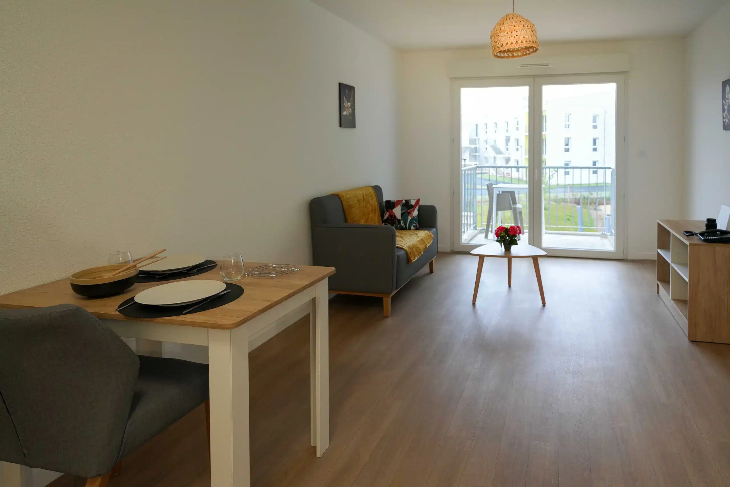 residence senior aquarelia saint benoit salon dr studiomng