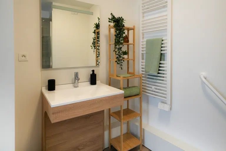 residence senior aquarelia sete appartement salle de bain dr studiomng