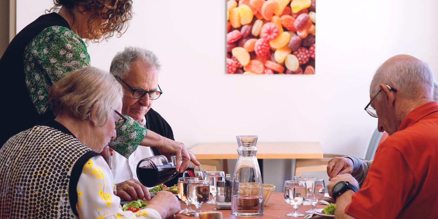 residence-senior-repas-restaurant_aquarelia-StudioMNG